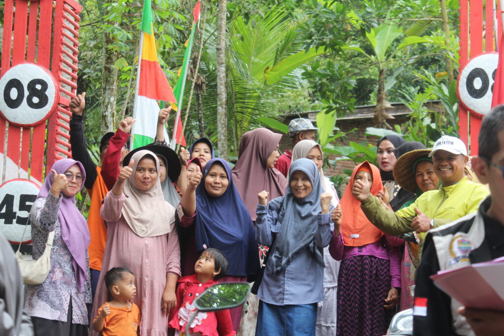 Kunjungan Tim Penilaian Lomba K3 HUT RI Ke-80 Se-Desa Sirnabaya